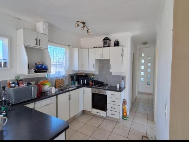 4 Bedroom House For Sale in Dalpark