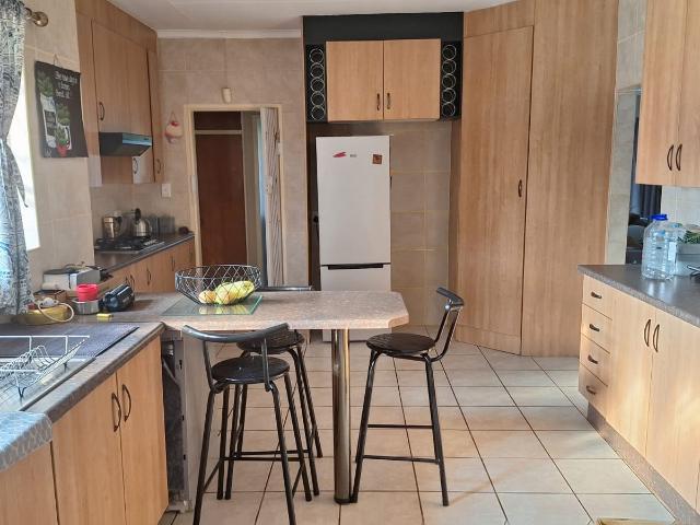 4 Bedroom House For Sale in Dalpark