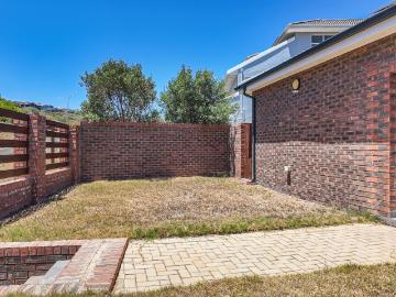 4 Bedroom House For Sale in Dana Bay
