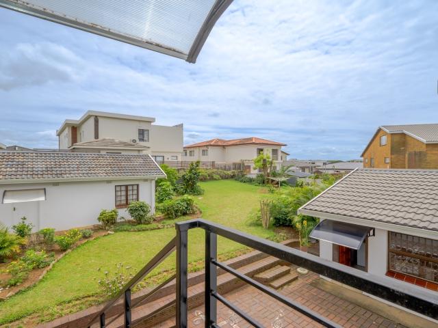 4 Bedroom House For Sale in Desainagar