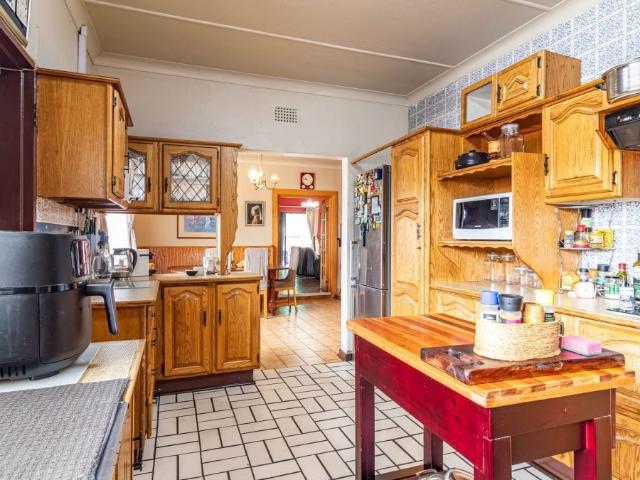 4 Bedroom House For Sale in Eastleigh Ridge