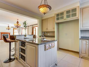 4 Bedroom House For Sale in Ebotse Golf Estate