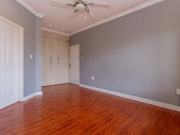 4 Bedroom House For Sale in Eden Glen