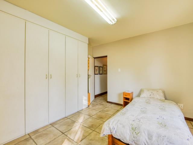 4 Bedroom House For Sale in Eldo Park