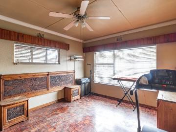 4 Bedroom House For Sale in Elsburg