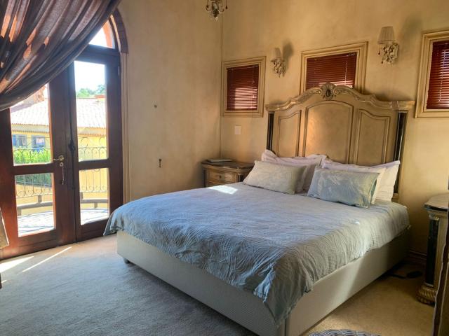 4 Bedroom House For Sale in Estate D' Afrique