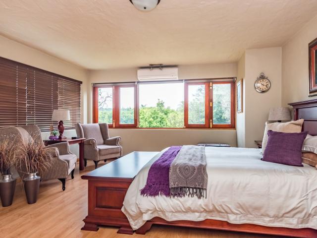 4 Bedroom House For Sale in Featherbrooke Estate
