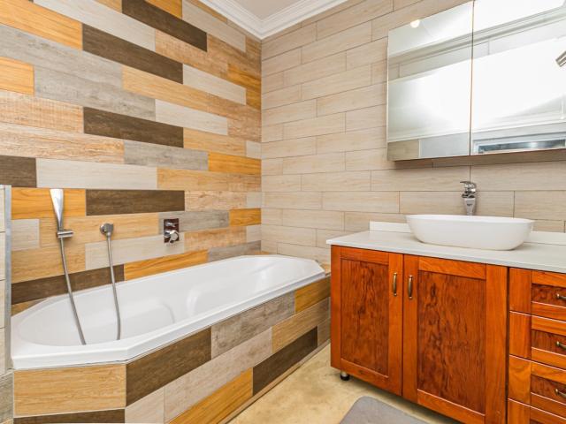 4 Bedroom House For Sale in Ferndale