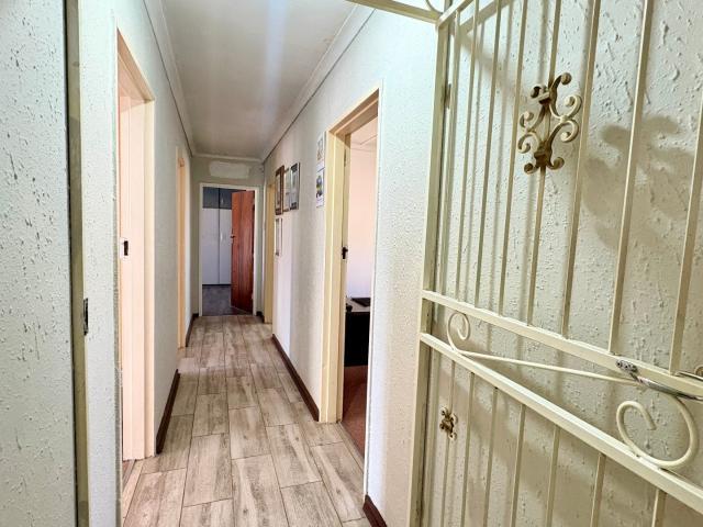 4 Bedroom House For Sale in Fichardt Park