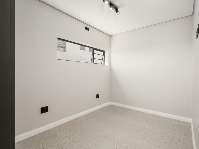 4 Bedroom House For Sale in Kamma Park