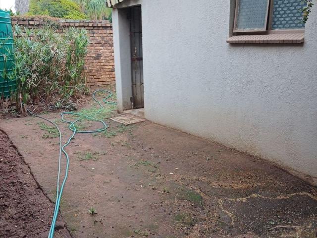 4 Bedroom House For Sale in Kempton Park Ext 5