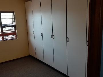 4 Bedroom House For Sale in Kensington