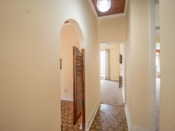 4 Bedroom House For Sale in Kensington
