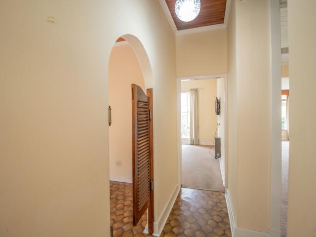 4 Bedroom House For Sale in Kensington