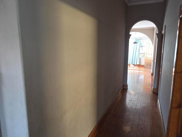4 Bedroom House For Sale in Kensington