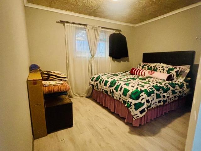4 Bedroom House For Sale in Khaya