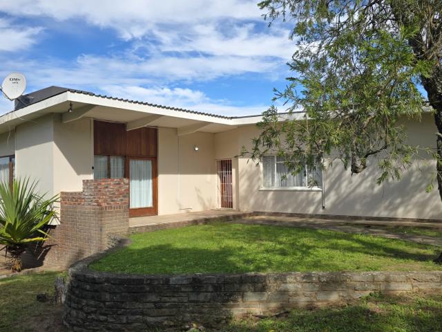 4 Bedroom House For Sale in King Williams Town Central
