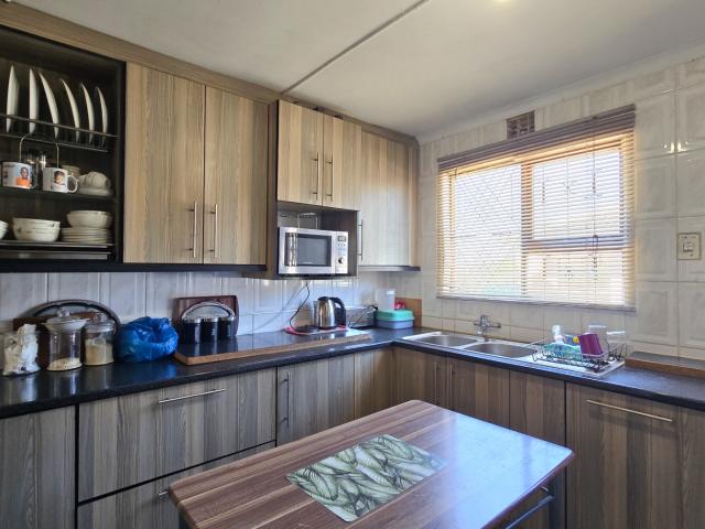 4 Bedroom House For Sale in King Williams Town Ext 30