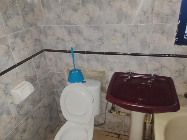 4 Bedroom House For Sale in Klipspruit