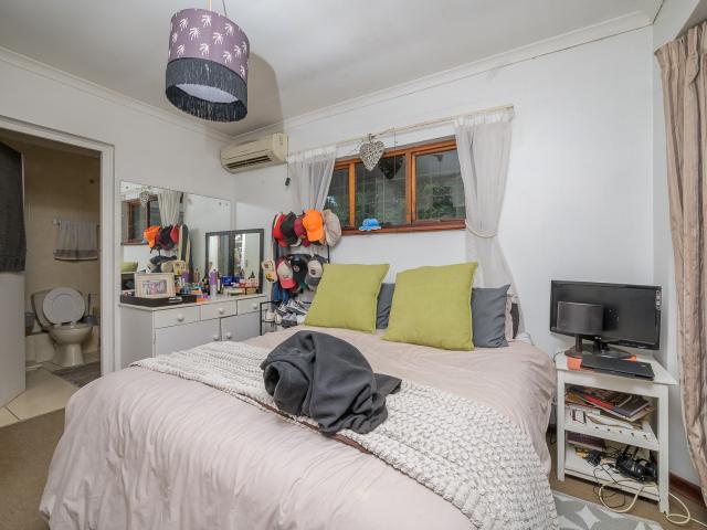 4 Bedroom House For Sale in Kloof