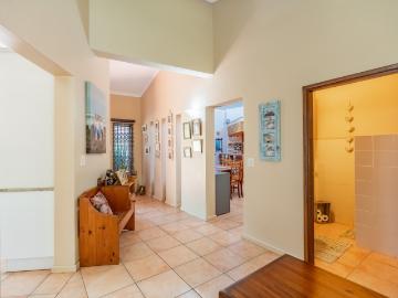 4 Bedroom House For Sale in Kloof