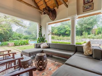 4 Bedroom House For Sale in Kloof