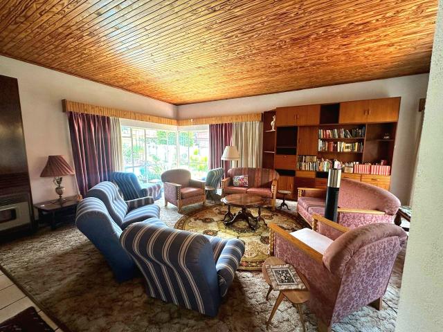 4 Bedroom House For Sale in Hazelpark