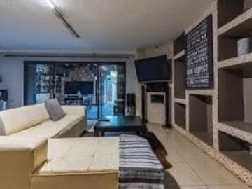 4 Bedroom House For Sale in Helderkruin