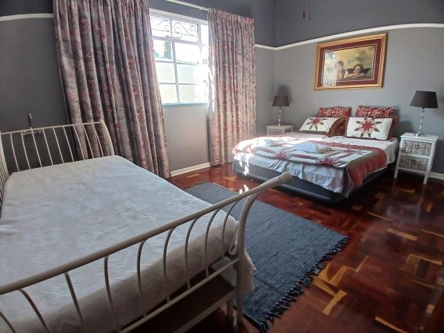 4 Bedroom House For Sale in Herlear