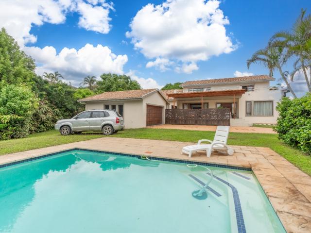 4 Bedroom House For Sale in Herrwood Park