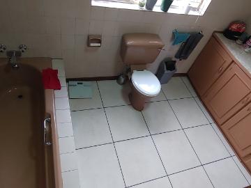 4 Bedroom House For Sale in Hillcrest