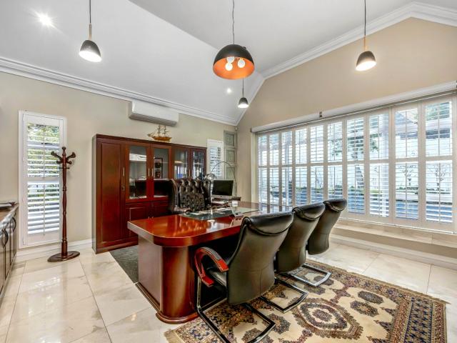 4 Bedroom House For Sale in Inanda