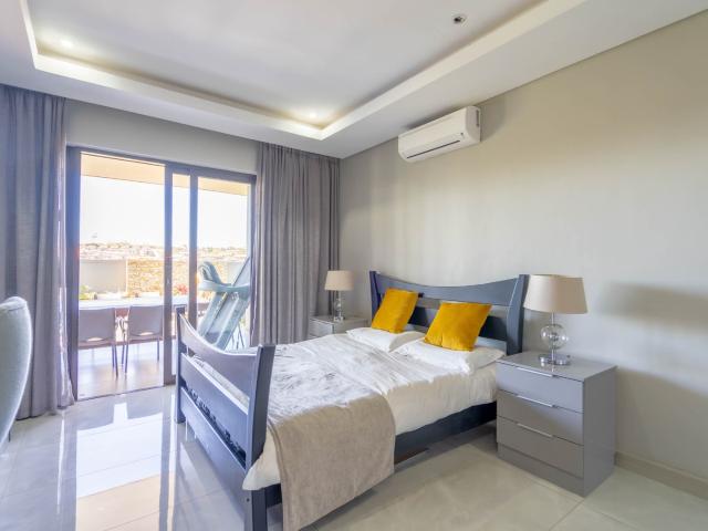 4 Bedroom House For Sale in Izinga Estate