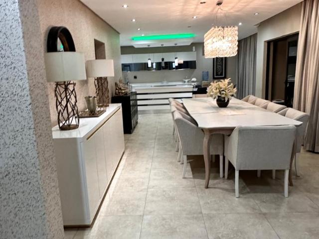 4 Bedroom House For Sale in Izinga Estate