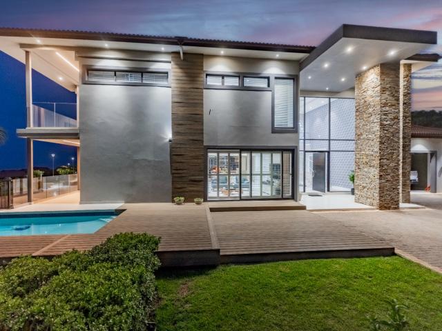 4 Bedroom House For Sale in Izinga Ridge