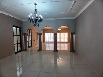 4 Bedroom House For Sale in Oberholzer