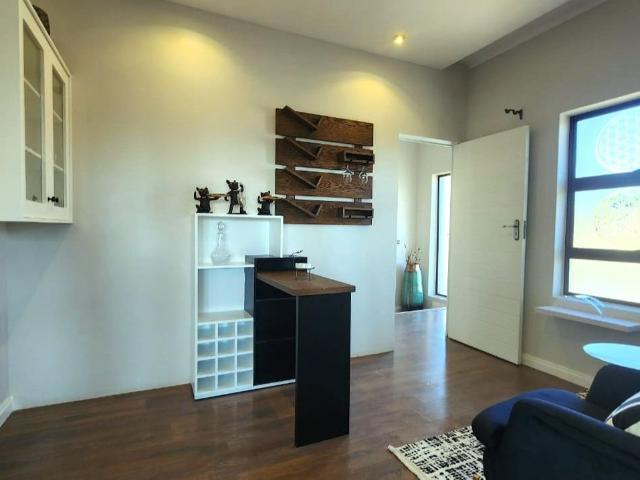 4 Bedroom House For Sale in Olympus AH