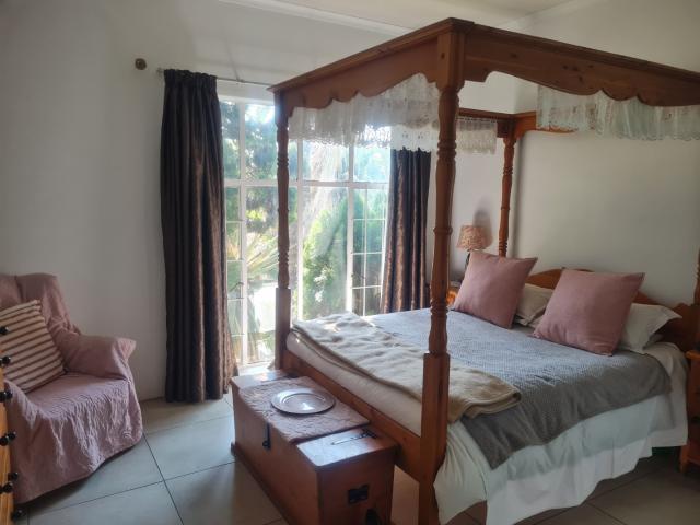 4 Bedroom House For Sale in Orange Grove