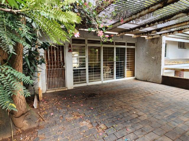 4 Bedroom House For Sale in Orchards