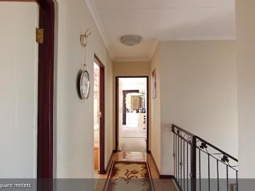 4 Bedroom House For Sale in Ormonde