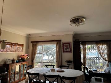 4 Bedroom House For Sale in Oslo Beach