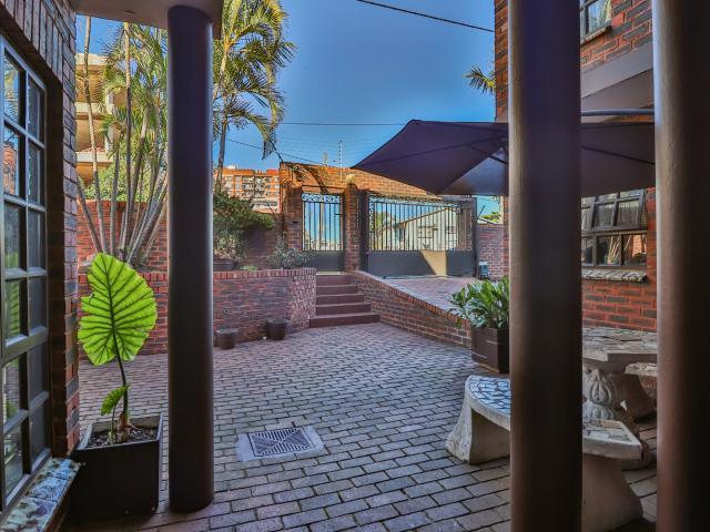 4 Bedroom House For Sale in Overport