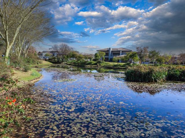 4 Bedroom House For Sale in Lombardy Estate