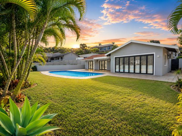 4 Bedroom House For Sale in La Lucia