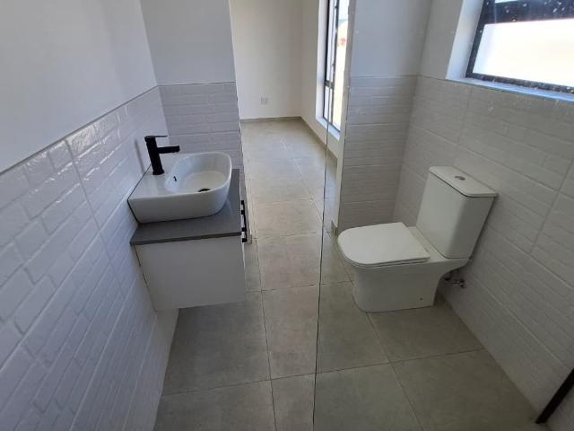 4 Bedroom House For Sale in Laaiplek