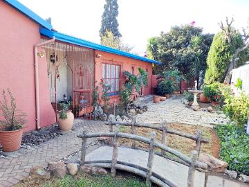 4 Bedroom House For Sale in Lambton Gardens