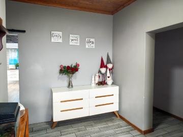 4 Bedroom House For Sale in Langerug
