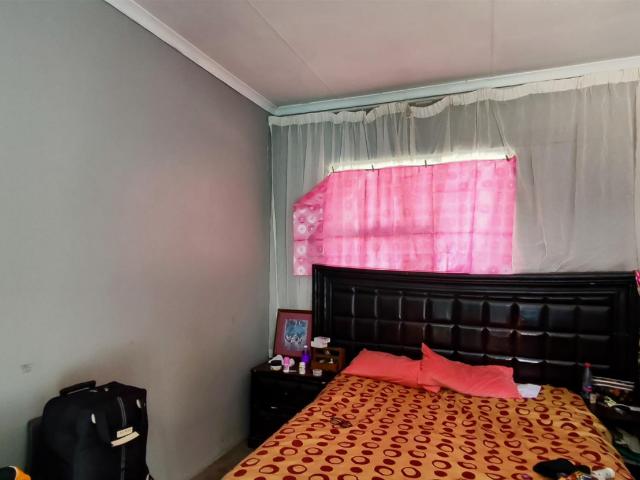 4 Bedroom House For Sale in Leondale