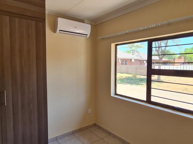 4 Bedroom House For Sale in Lephalale