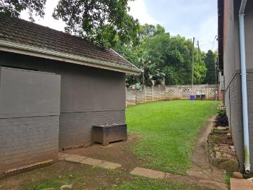 4 Bedroom House For Sale in Lester Park